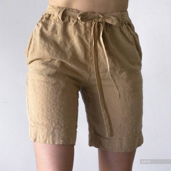 LINEN SHORTS with belt and pockets